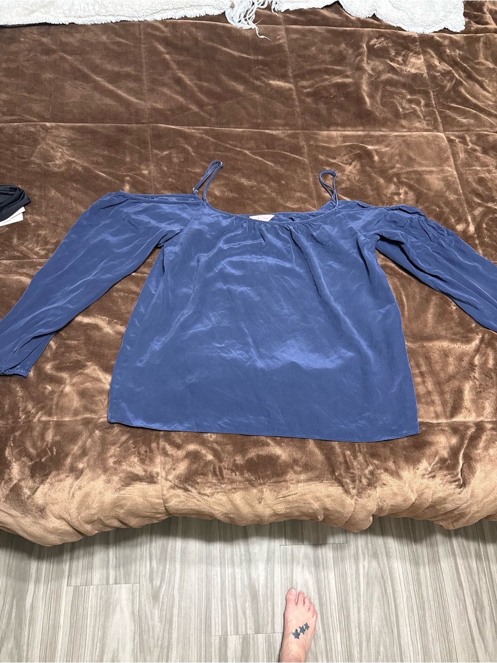 Woman’s size large Lilly Pulitzer Blue Off-Shoulder Long Sleeve Top